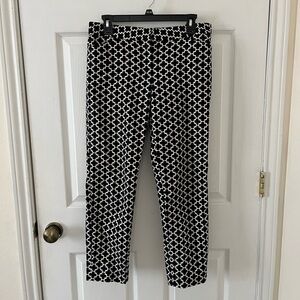 White House Black Market Black and White Geometric Print Pants